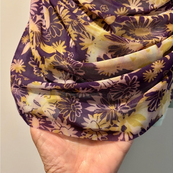 SOLD Floral Ruched Pencil Fully Lined Skirt by Anthropologie - Picture 3 of 4